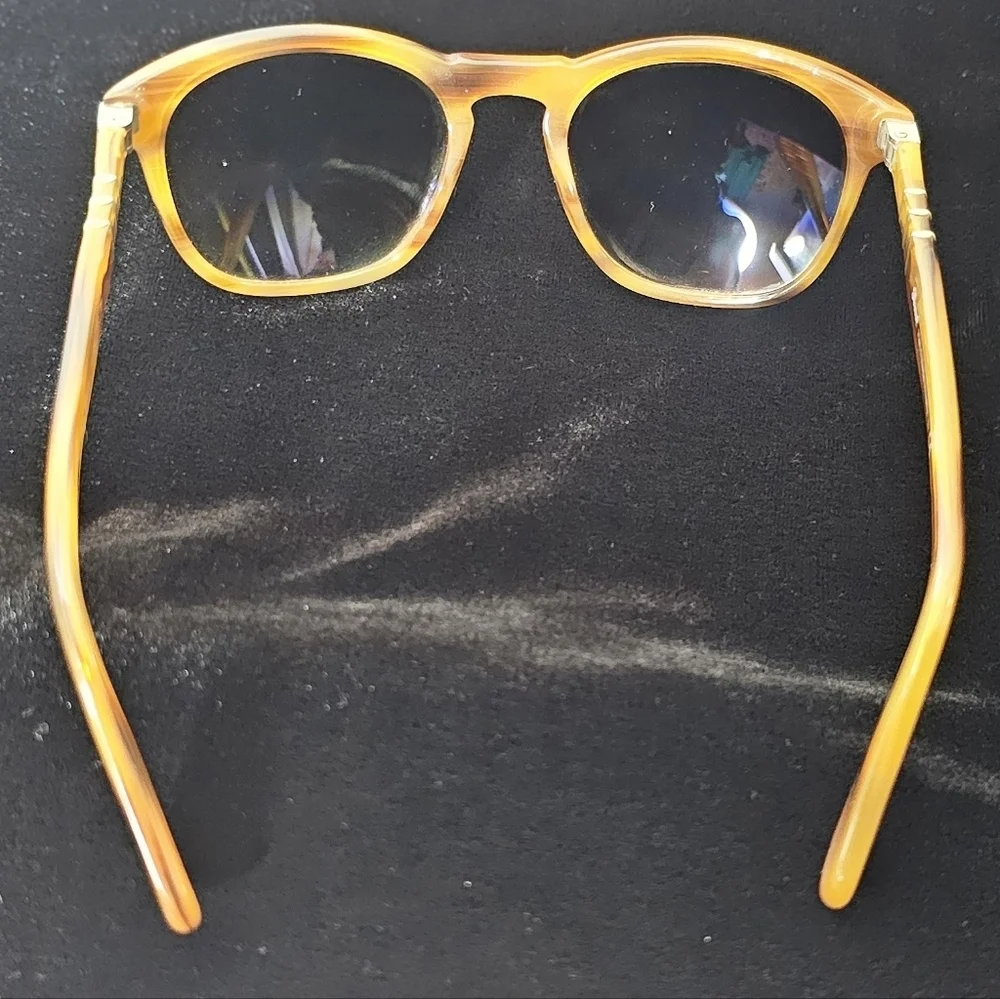 Persol questions leave